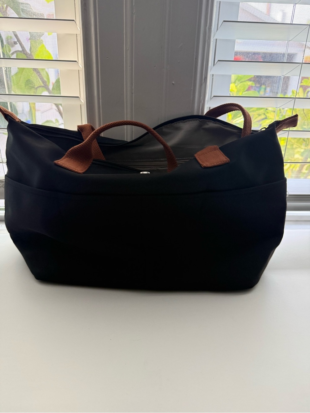 Amazon Black Canvas/NylonTote with Brown Webbed Handles
11.5 x 13 x 11.8
